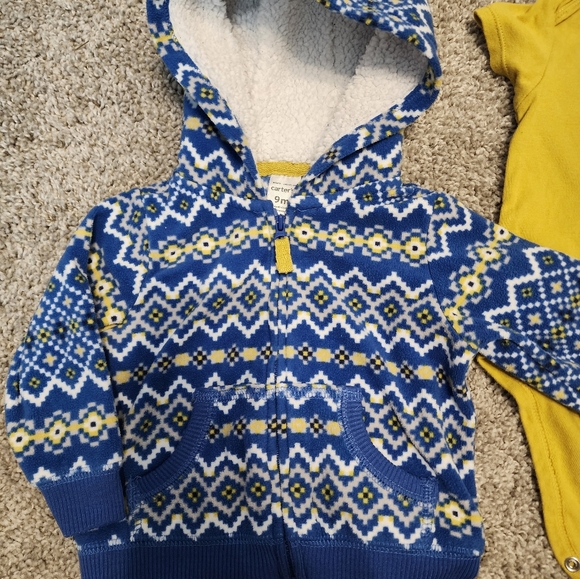 Carter's zip-up hoodie & onesie set. 9 Month - Picture 2 of 2